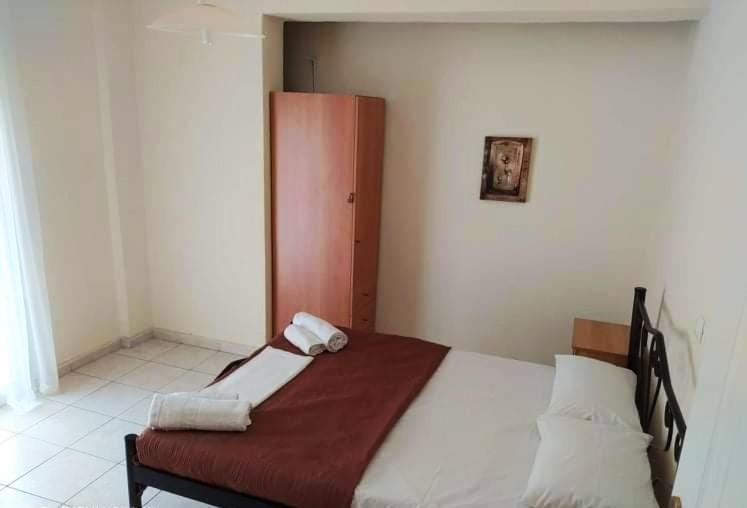 Stratos Family Apartments & Studios Neos Marmaras Rum bild