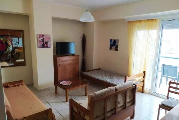 Stratos Family Apartments & Studios Neos Marmaras Rum bild